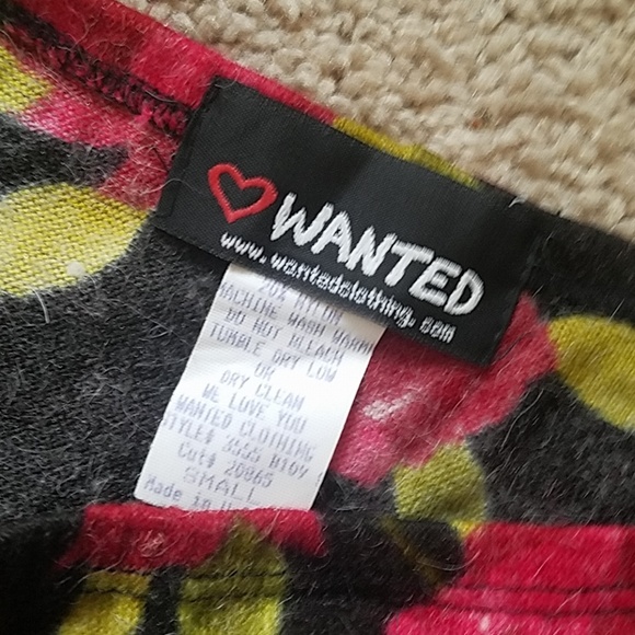 Wanted Rose Skirt - Picture 3 of 3